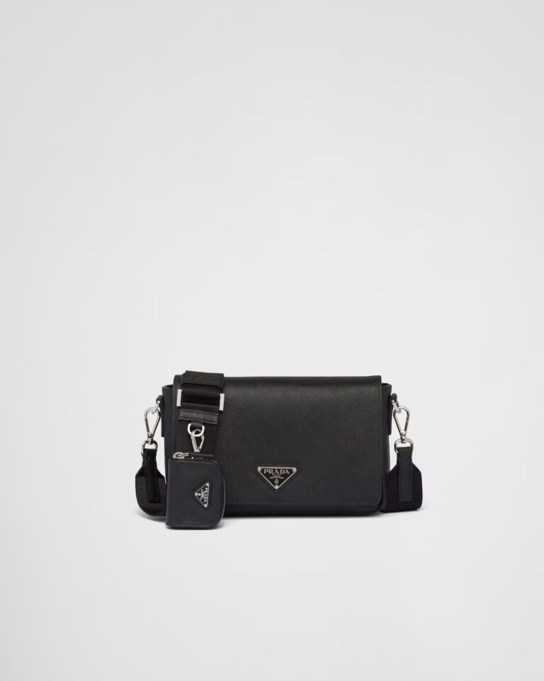 Sac Prada porté épaule en cuir Saffiano